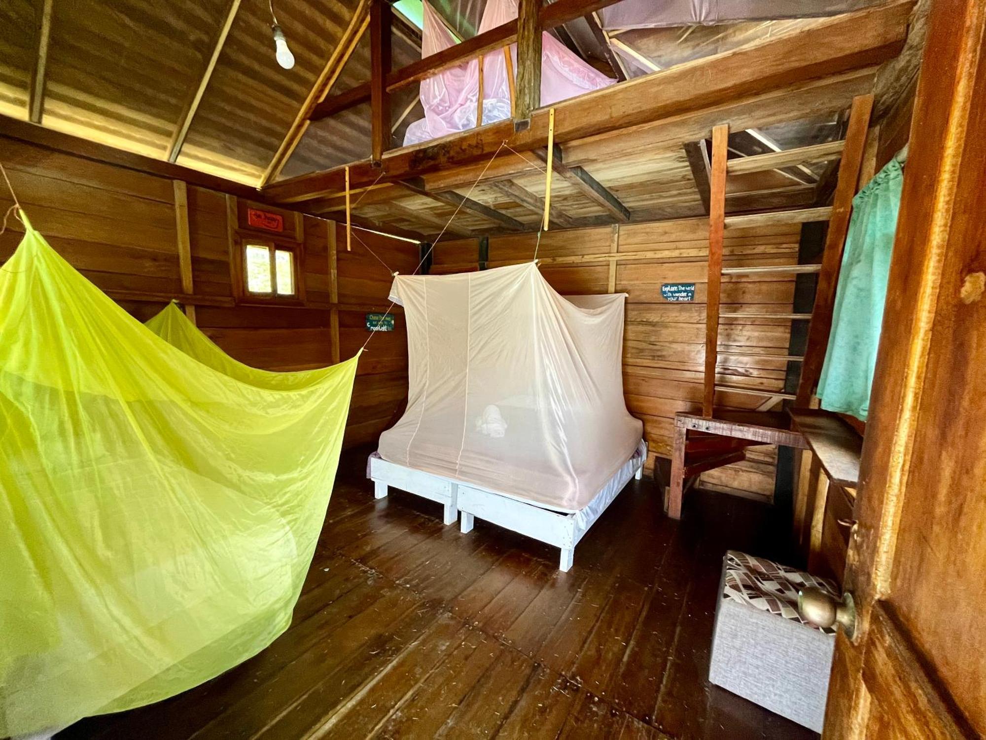 Kamala Surf & Backpacker Hostel Montañita Oda fotoğraf